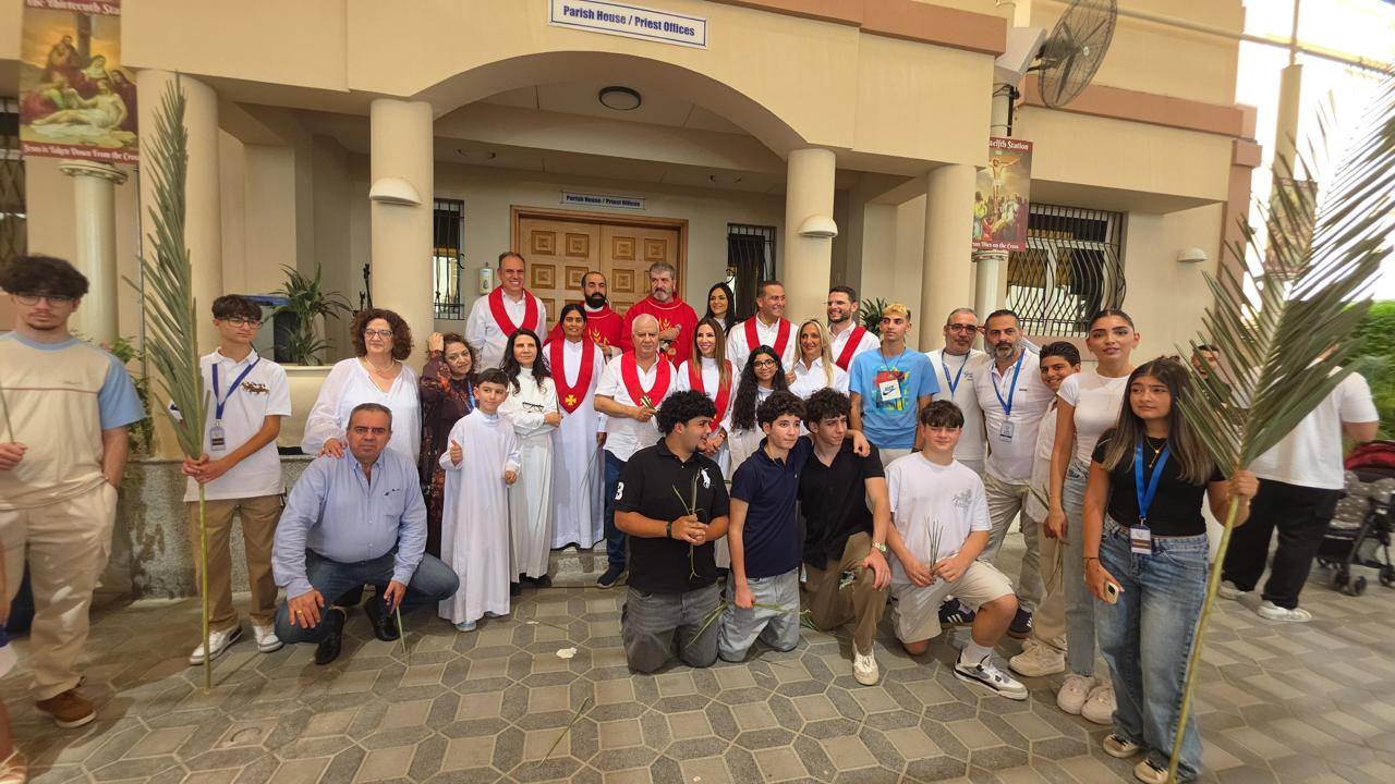 بالصور: قداديس الشعانين عمت الكنائس في الإمارات