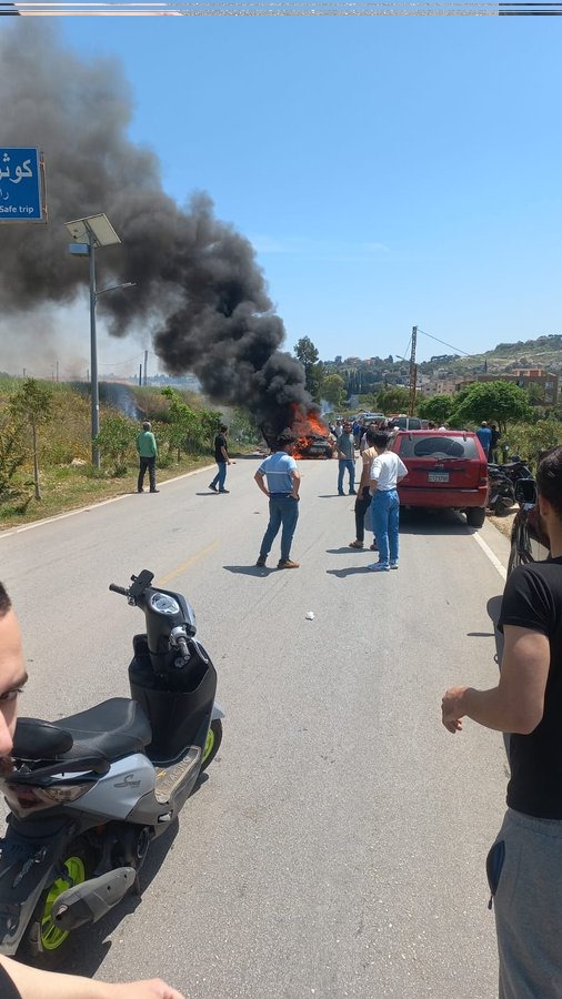 بالصور والفيديو - استهداف سيارة في بلدة كوثرية السياد