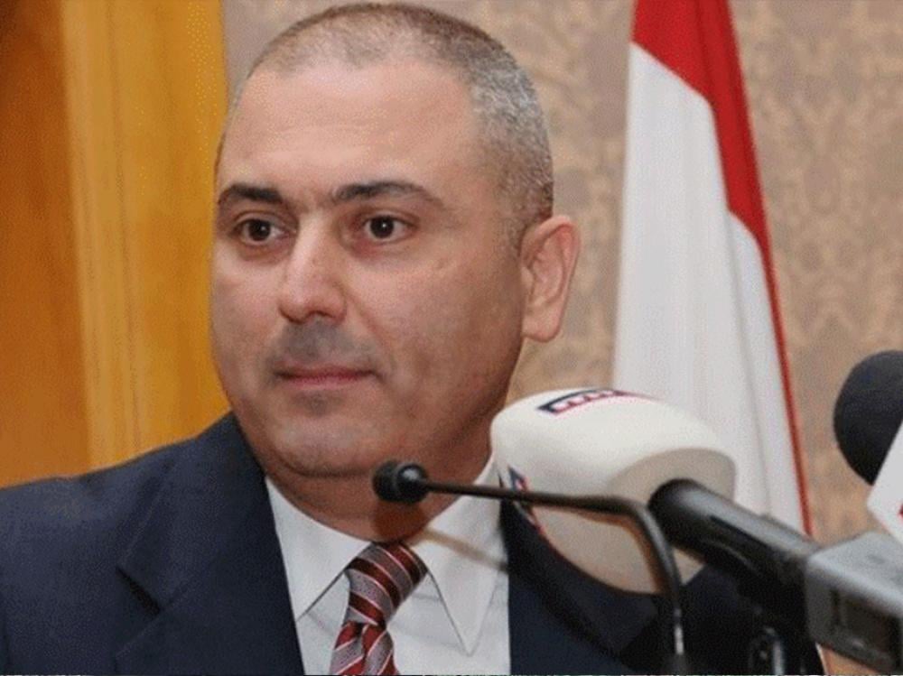 محفوض لقاسم: الخائن يا شيخ نعيم هو من يقبض المال من دولة اجنبية