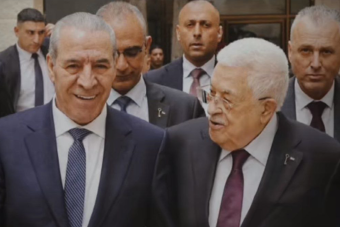 منظمة التحرير الفلسطينية توافق على تعيين حسين الشيخ نائبا للرئيس