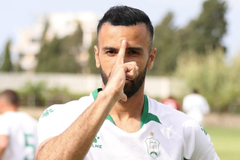الأنصار يحسم ديربي بيروت ويزاحم الصفاء على الصدارة
