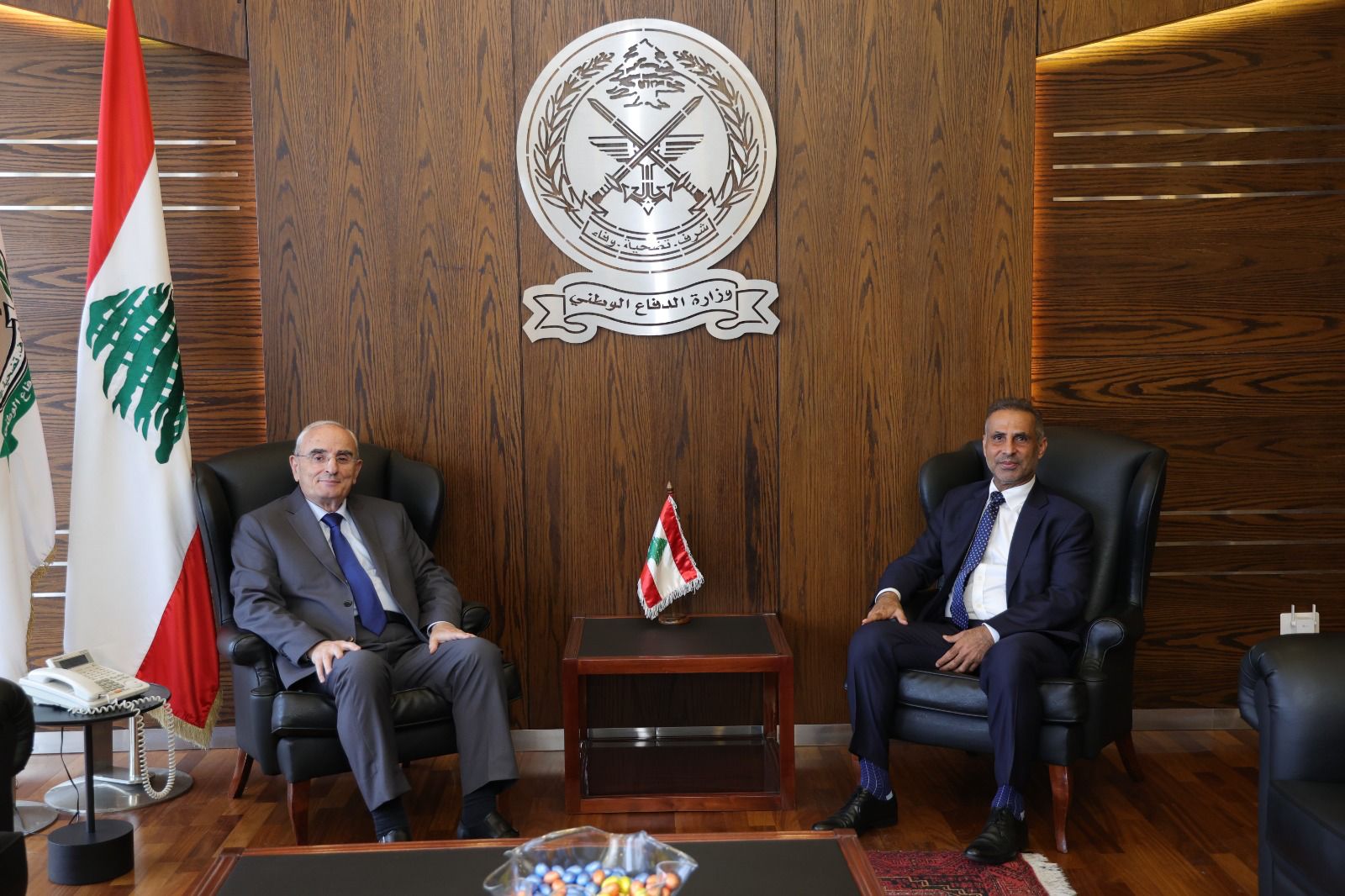 دعم الجيش اللبناني وتطبيق القرار 1701 على طاولة وزير الدفاع الوطني