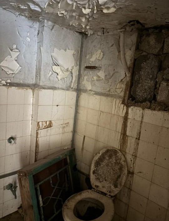 تمييز بين الميسور والكادح في تقاضي الرشاوى تطهير هيكل الخارجية من تجار المصادقات