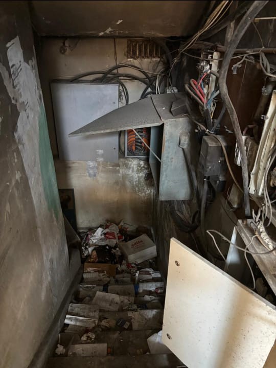 تمييز بين الميسور والكادح في تقاضي الرشاوى تطهير هيكل الخارجية من تجار المصادقات