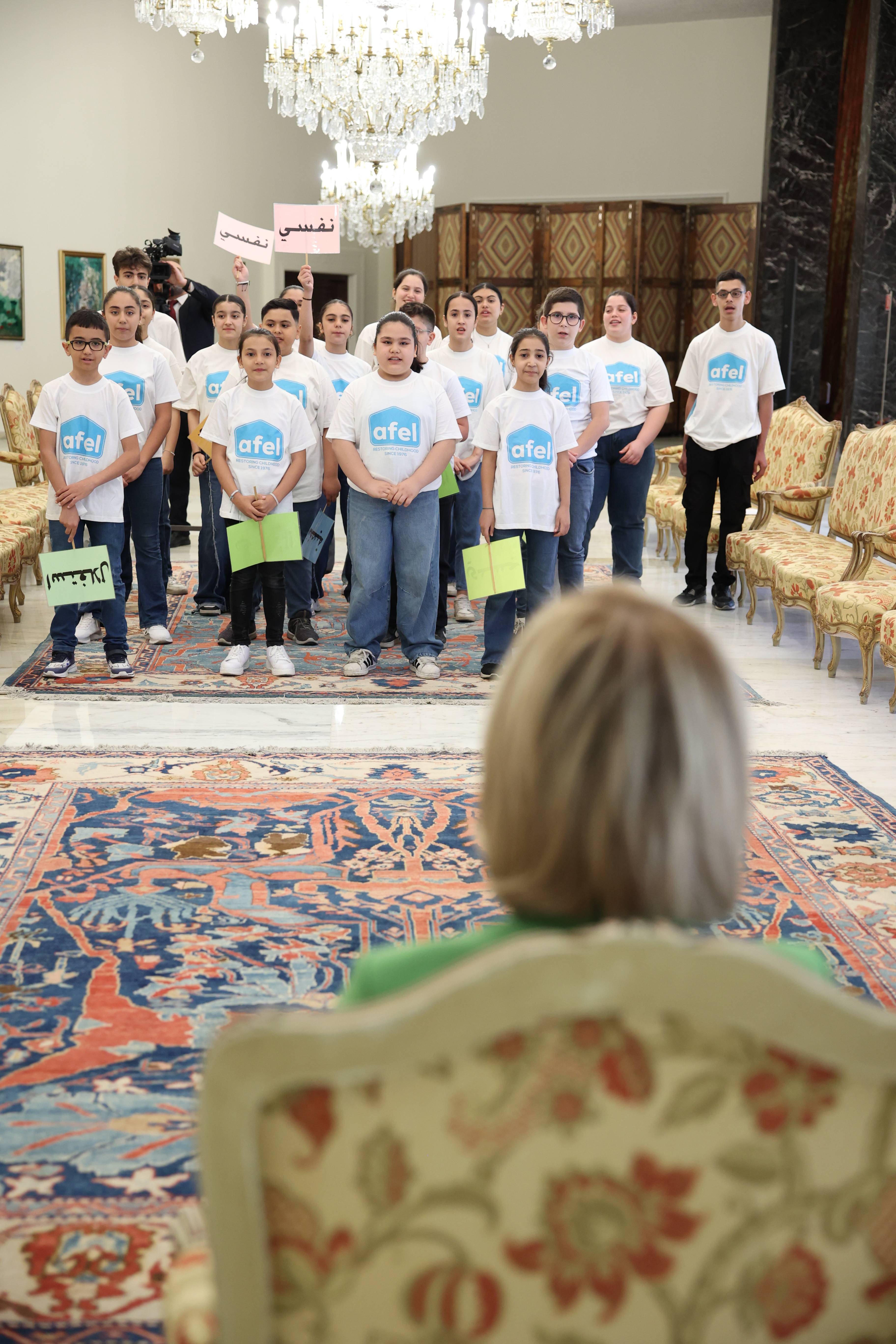 السيدة الأولى: الإنسان أولويتنا... ولا اعتبارات تعلو على كرامته