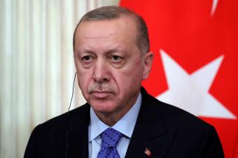 أردوغان: قرار "العمال الكردستاني" حل نفسه خطوة مهمة ونرصد العملية عن كثب