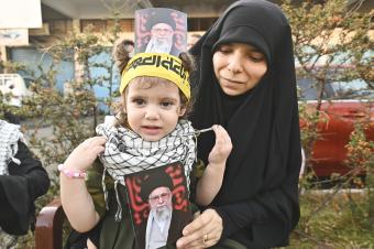 نظام الملالي فوق أطلاله