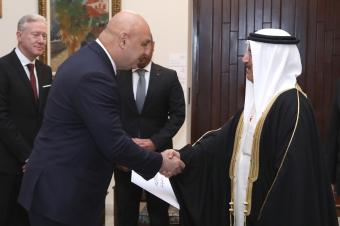 عون تسلّم أوراق اعتماد 6 سفراء جدد