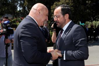 بالفيديو والصور: قمة لبنانية - قبرصية اكدت الحرص على تعزيز التعاون بين البلدين