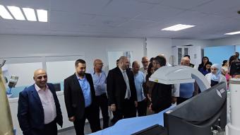دعم صحي من الوزير ناصر الدين لجنوب لم يخرج من الحرب بعد