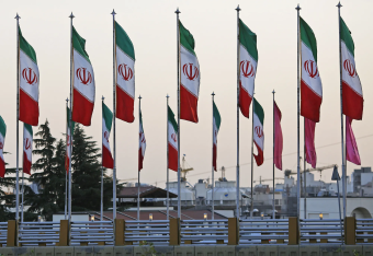 إيران: التفاوض مع أميركا ليس تراجعًا