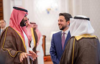 بالصور والفيديو - محادثات بين ولي العهد السعودي والعاهل الأردني في نيوم تناولت ملفات المنطقة