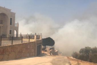 بالفيديو - حريق في دير سريان والجيش يتدخل