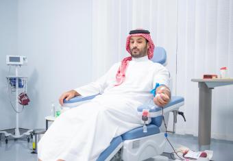 ولي العهد السعودي يطلق الحملة الوطنية السنوية للتبرع بالدم