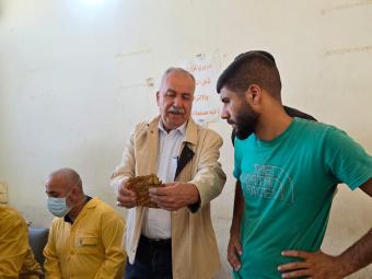 بالصور - الريجي تتسلم محصول التبغ في بلدة عدشيت الجنوبية