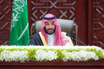 بن سلمان يدين العدوان على قطر ويجدّد الالتزام بمبادرة السلام العربية