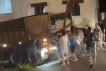 بالفيديو - ضبط شاحنة محمّلة بالمخدرات في الضنية