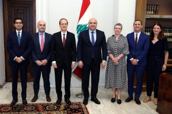 عون "قد" يتدخل لإيجاد مخرج لقانون الانتخابات