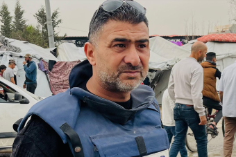 "The Beiruter" تنقل شهادات حصرية لأسرى فلسطينيين محرَّرين بعد الإفراج الجماعي