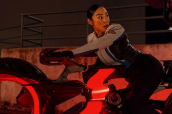 الممثلة Greta Lee بِدور Eve Kim