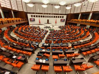 البرلمان التركي يمدد مهمة قواته في لبنان ضمن "اليونيفيل" حتى 2027