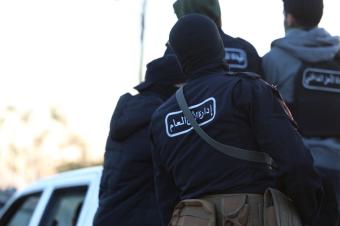بالصور - جهاز الاستخبارات وجهاز الأمن الداخلي السوريان يضبطان خلية إرهابية تابعة لداعش