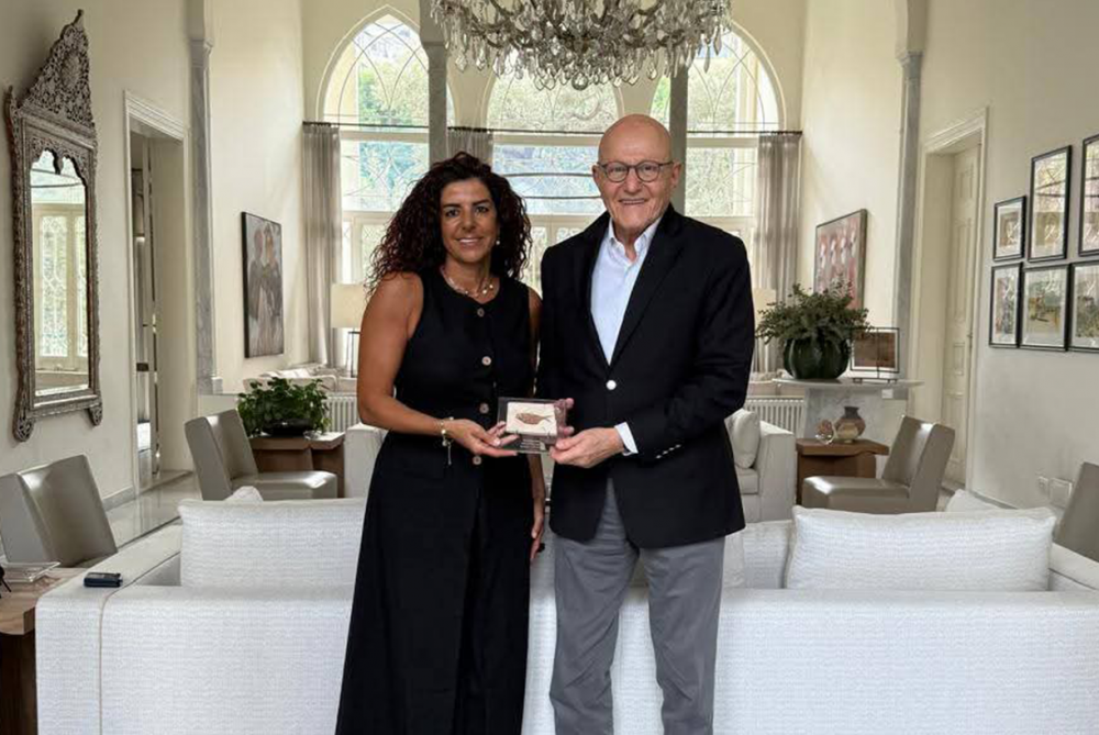 بعد مقالها عن الرئيس الراحل صائب سلام... د. بولا أبي حنّا مكرّمة في ...