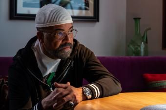 الممثل Jeffrey Wright بدَور Paul Christopher