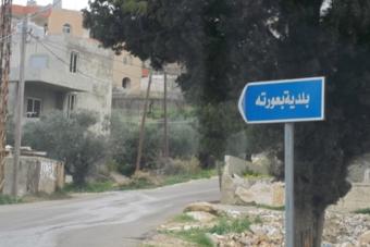 بالفيديو - حريق في معمل كابلات على طريق بعورته
