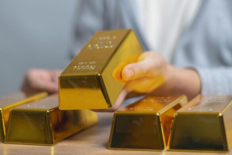 انخفاض سعر الذهب في المعاملات الفورية إلى 4174.91 دولارا للأوقية