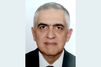 الكاتب وليد اليازجي