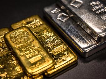 ارتفاع قوي في الذهب والفضة والبلاتين وسط تراجع الدولار