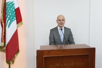 "الخارجية" تحتفل بعيدي الميلاد ورأس السنة