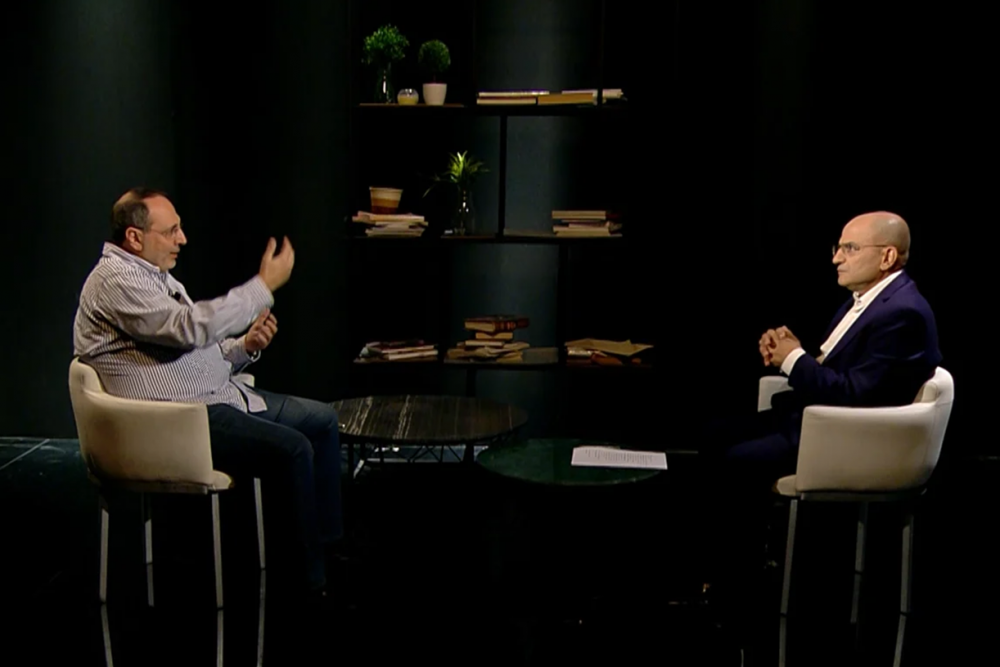 ماذا قال القيادي السابق في 