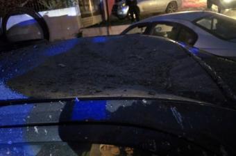 بالصور: عصف قوي وتطاير أحجار يصيب صحافيين بغارة قناريت