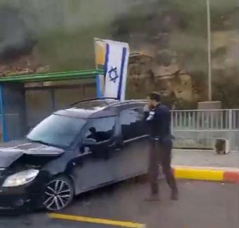 بالفيديو - الشرطة الإسرائيلية تطلق النار على سيارة في شمال الضفة الغربية