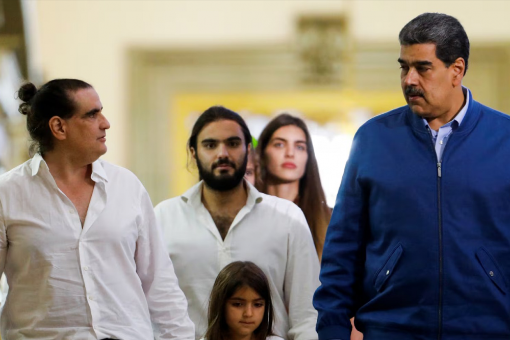 أليكس صعب: مصرف الظلّ بين أميركا اللاتينية وطهران و 