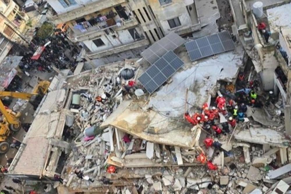 الصليب الأحمر يواصل عمليات البحث والإنقاذ في طرابلس