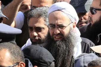 إرجاء محاكمة فضل شاكر وأحمد الأسير إلى 24 نيسان