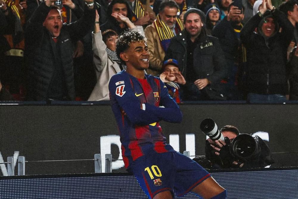 لامين يامال وأرقام تتجاوز العمر