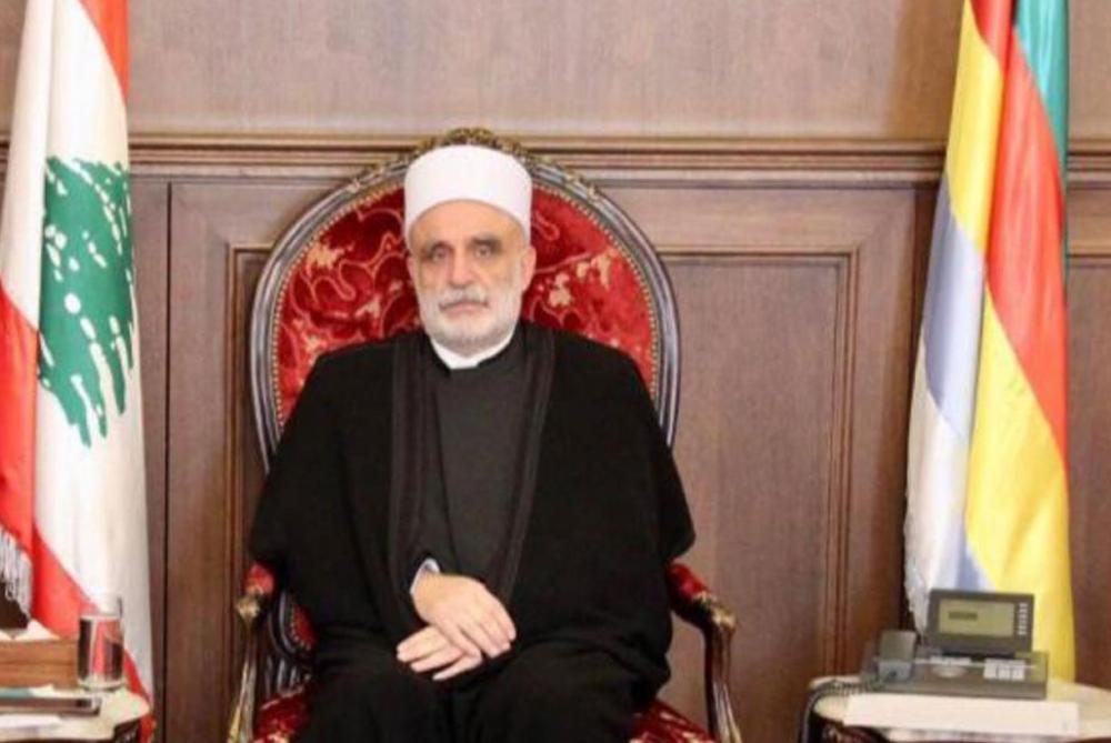 شيخ العقل يطالب الدولة بتوفير الحماية للمنازل المهدّدة