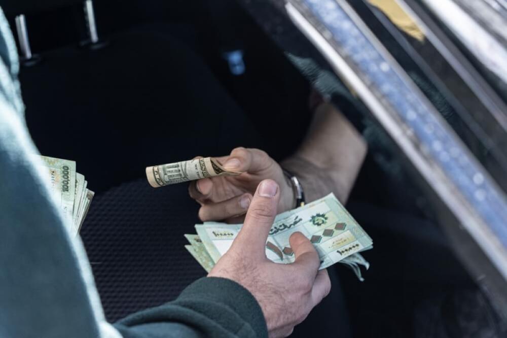 قانون الفجوة قد يحرم 550 ألف مودع من حقوقهم وسيدمّر القطاع المصرفي