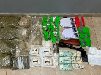الجيش يضبط فانًا يُستخدم معملًا متنقلًا لتصنيع المخدرات في الهرمل