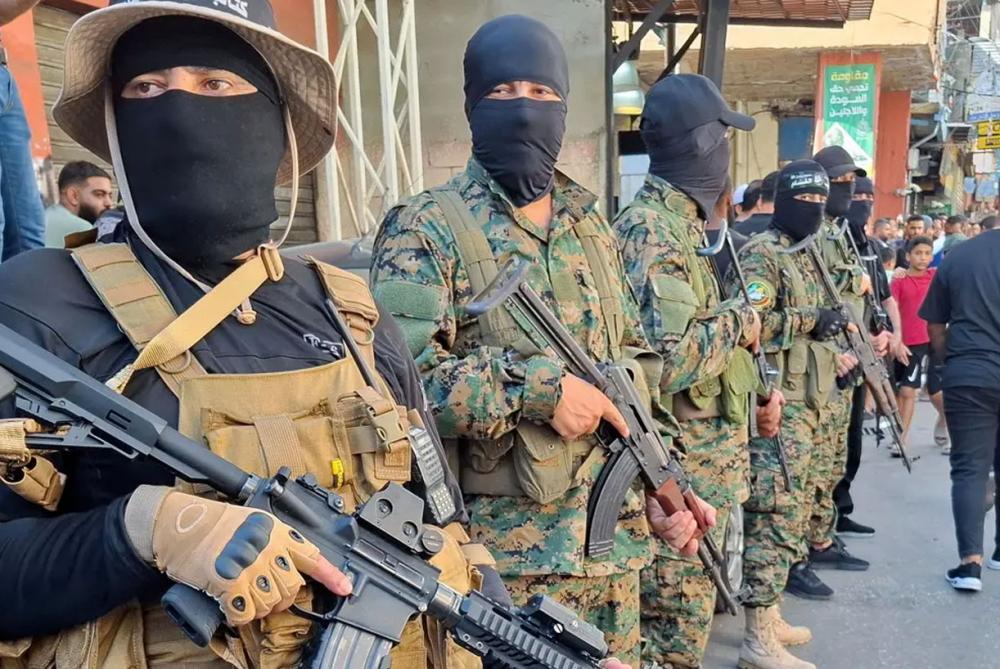 من يجر لبنان إلى مواجهة مدمّرة؟