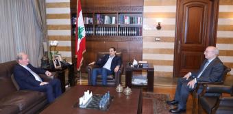 بالصور: الحريري بحث مع افرام وعبود في التطورات