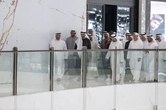 بالفيديو والصور: محمد بن زايد في "دبي مول"