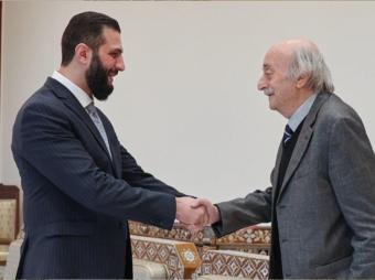اتصال هاتفي بين جنبلاط والشرع