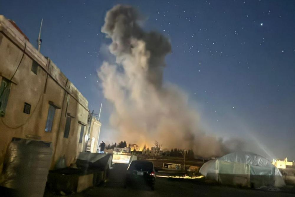 بالصورة والفيديو - غارة على شعت البقاعية