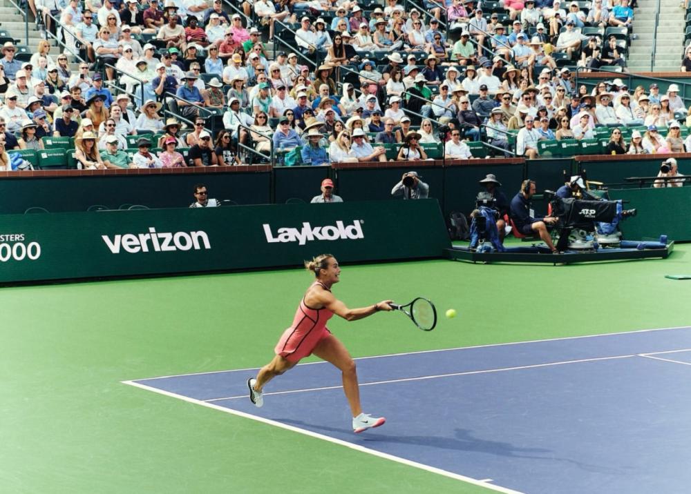 تقدم ثابت لسابالينكا وسينر في إنديان ويلز