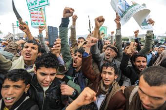 هل حانت ساعة التورّط الحوثي في الحرب؟